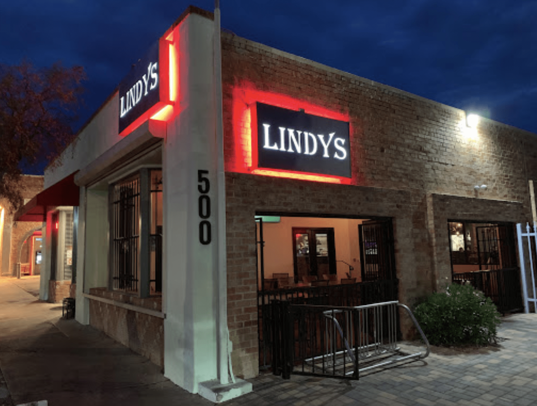 Lindys on 4th, Living in Tucson Arizona, Tucson Arizona, Moving to Tucson Arizona